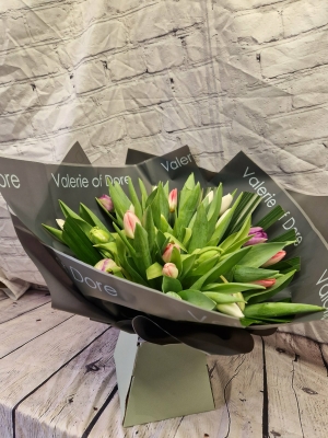 Mothers day Tuip hand tied