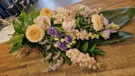 pretty tied sheaf